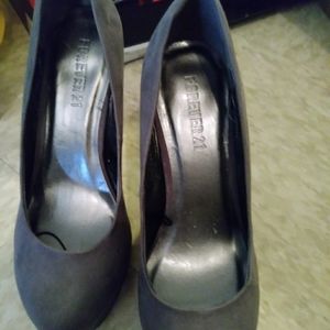 High heel shoe suede